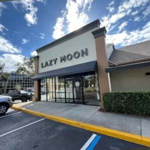 Lazy Moon Maitland